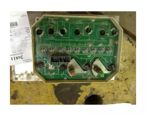 INTERNATIONAL 9100 / 9200 / 9400 Instrument Cluster