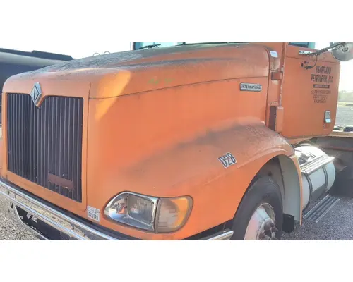 INTERNATIONAL 9100 1997-2000 HOOD