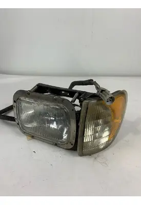 INTERNATIONAL 9100/9200/9400/9900 HEADLAMP