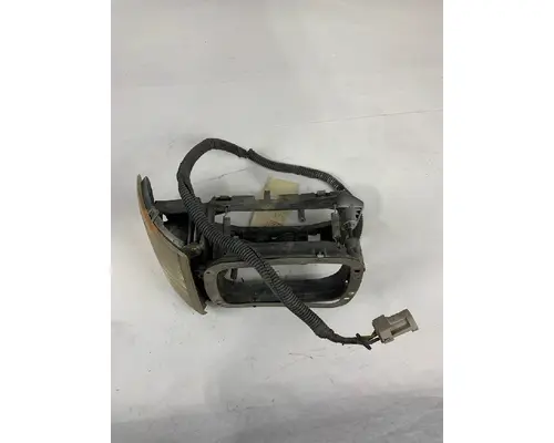 INTERNATIONAL 9100/9200/9400/9900 HEADLAMP