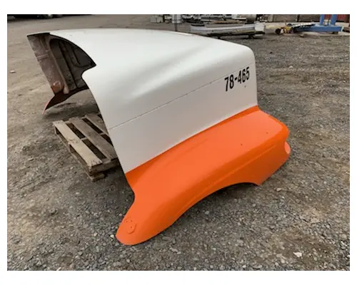 INTERNATIONAL 9100 I HOOD