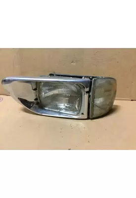 INTERNATIONAL 9100I 2000-2003 HEADLAMP ASSEMBLY