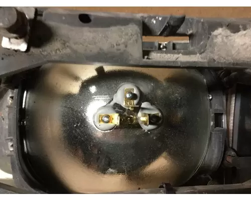 INTERNATIONAL 9100I 2000-2003 HEADLAMP ASSEMBLY
