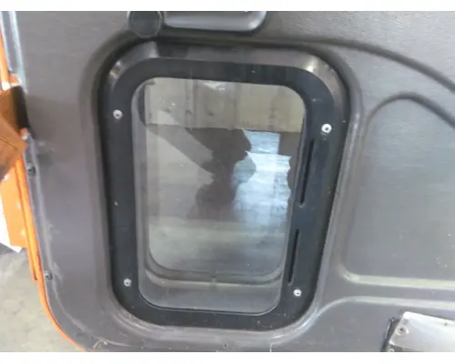 INTERNATIONAL 9100I 2000-2007 DOOR ASSEMBLY, FRONT