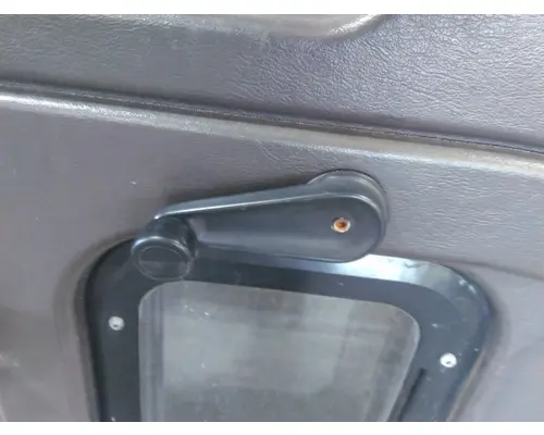 INTERNATIONAL 9100I 2000-2007 DOOR ASSEMBLY, FRONT