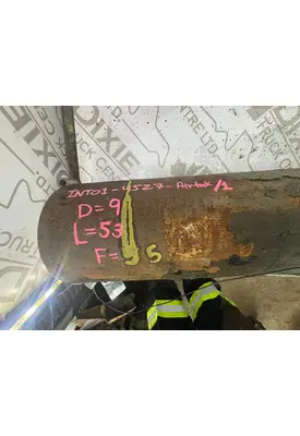 INTERNATIONAL 9100I Air Tank