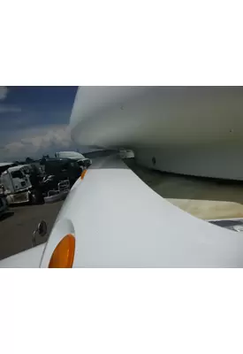 INTERNATIONAL 9100I CAB CLIP