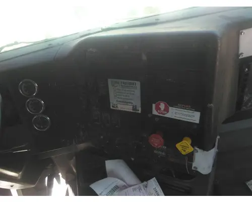 INTERNATIONAL 9100I CAB