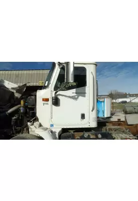 INTERNATIONAL 9100I DOOR ASSEMBLY, FRONT