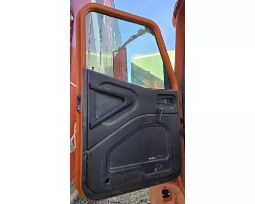 INTERNATIONAL 9100I Door Assembly, Front