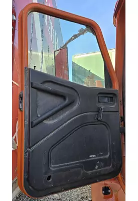 INTERNATIONAL 9100I Door Assembly, Front