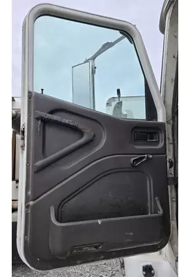 INTERNATIONAL 9100I Door Assembly, Front