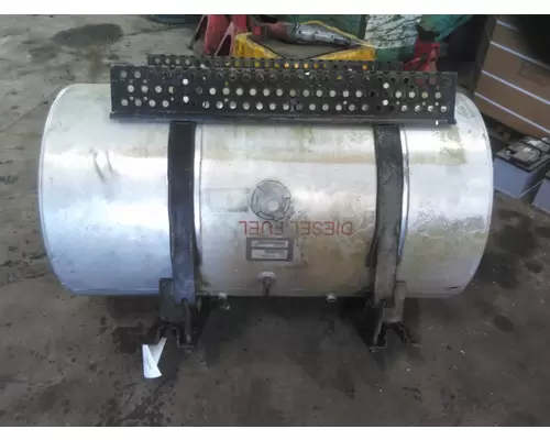 INTERNATIONAL 9100I FUEL TANK