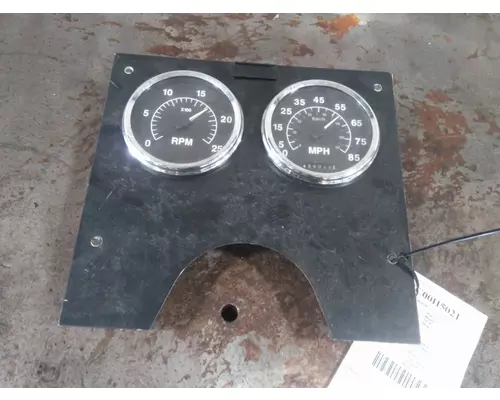 INTERNATIONAL 9100I GAUGE CLUSTER