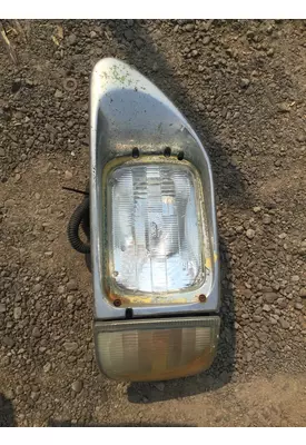 INTERNATIONAL 9100I HEADLAMP ASSEMBLY