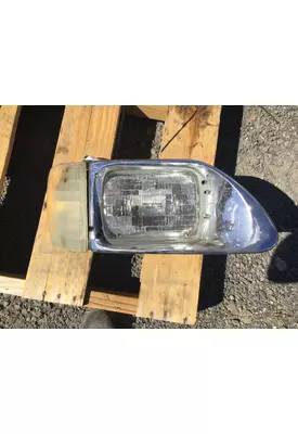 INTERNATIONAL 9100I HEADLAMP ASSEMBLY