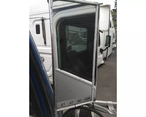 INTERNATIONAL 9100I MIRROR ASSEMBLY CABDOOR