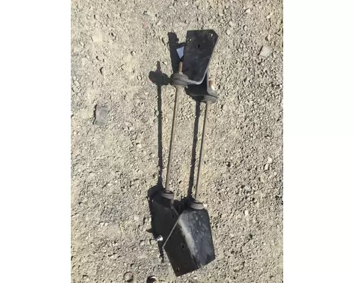 INTERNATIONAL 9100I RADIATOR BRACKET