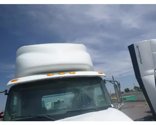 INTERNATIONAL 9100I SUN VISOR, EXTERIOR