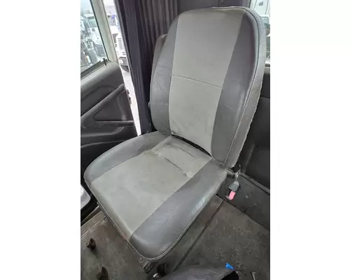 INTERNATIONAL 9100I Seat, Front