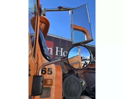 INTERNATIONAL 9100I Side View Mirror