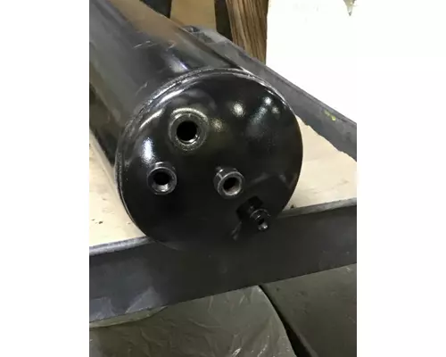 INTERNATIONAL 9100 Air Tank