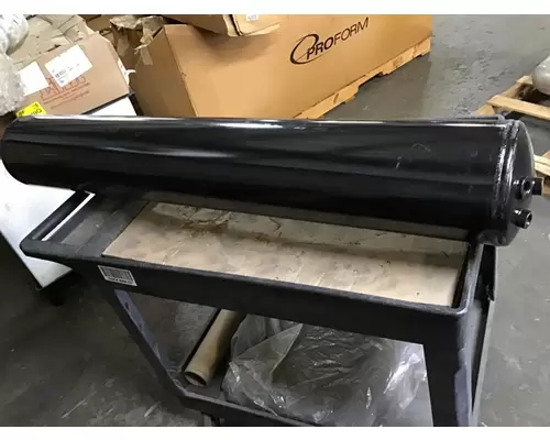 INTERNATIONAL 9100 Air Tank