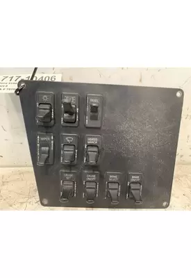 INTERNATIONAL 9100 Dash / Console Switch