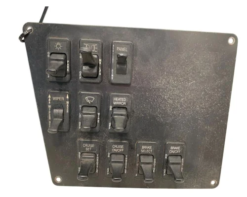 INTERNATIONAL 9100 Dash  Console Switch