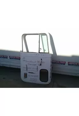 INTERNATIONAL 9100 Door Assembly, Front