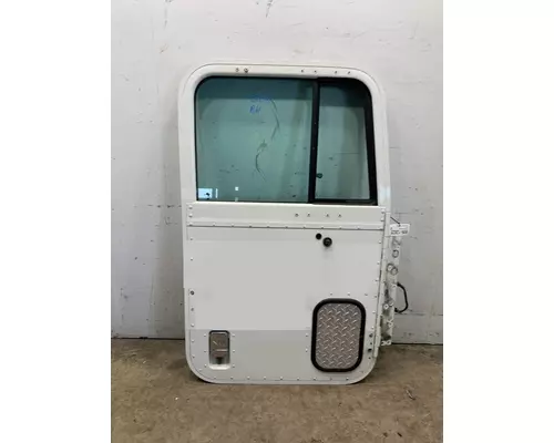 INTERNATIONAL 9100 Door