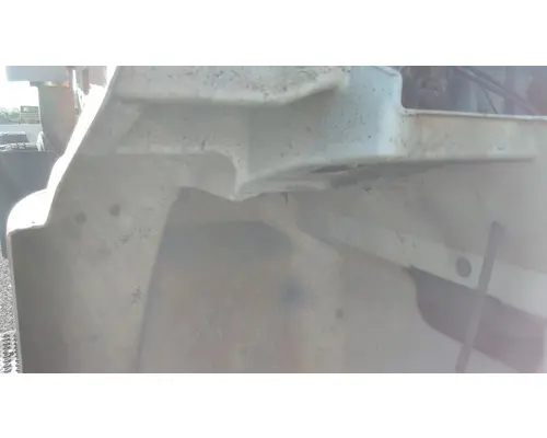 INTERNATIONAL 9100 FENDER EXTENSION