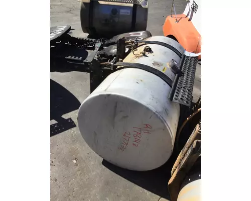 INTERNATIONAL 9100 FUEL TANK