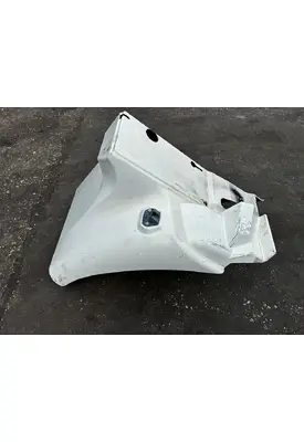 INTERNATIONAL 9100 Fender