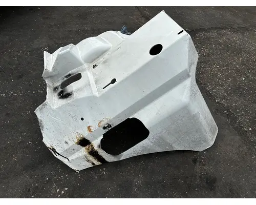 INTERNATIONAL 9100 Fender