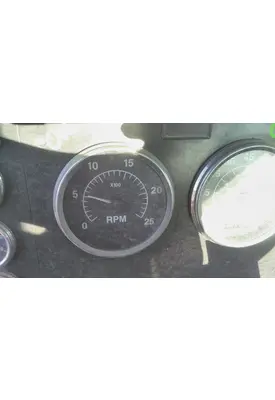INTERNATIONAL 9100 GAUGE TACHOMETER