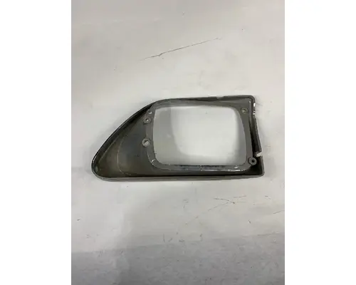 INTERNATIONAL 9100 HEADLAMP