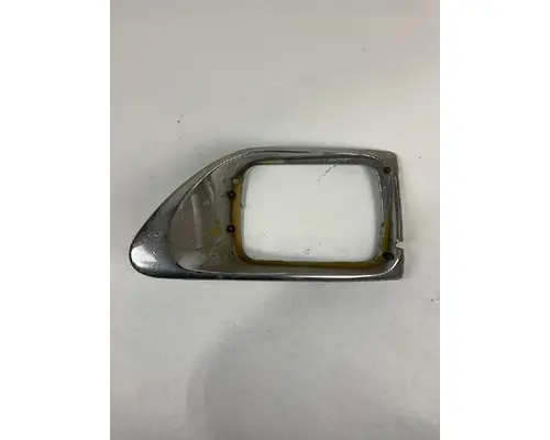 INTERNATIONAL 9100 Headlamp Assembly