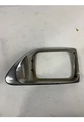 INTERNATIONAL 9100 Headlamp Assembly