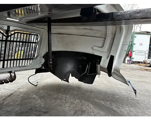 INTERNATIONAL 9100 Hood