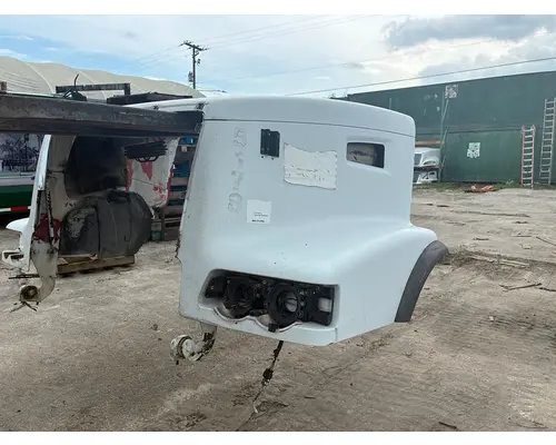 INTERNATIONAL 9100 Hood
