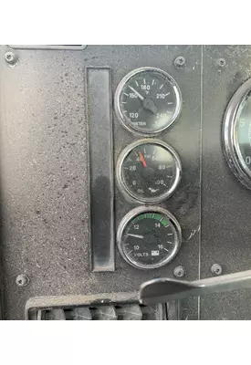 INTERNATIONAL 9100 Instrument Cluster