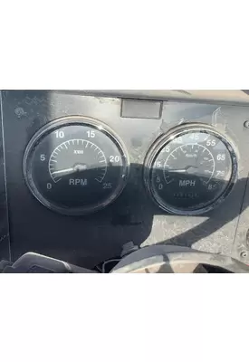 INTERNATIONAL 9100 Instrument Cluster