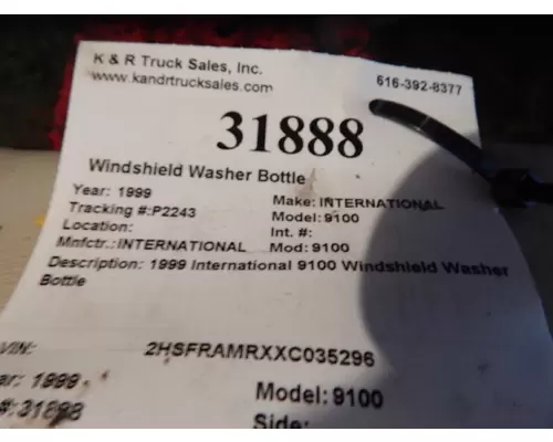 INTERNATIONAL 9100 Reservoir - Windshield Washer