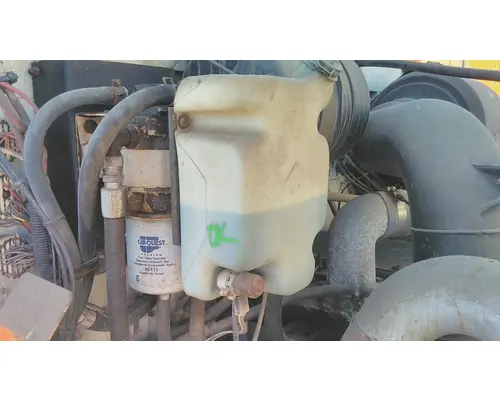 INTERNATIONAL 9100 WINDSHIELD WASHER RESERVOIR