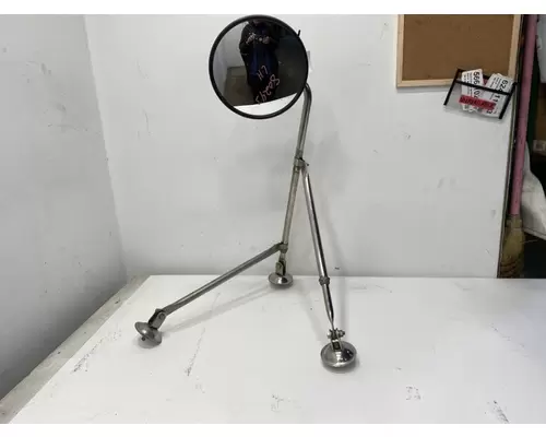 INTERNATIONAL 9100i Body Parts, Misc.