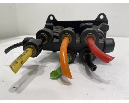 INTERNATIONAL 9100i Brake Proportioning Valve