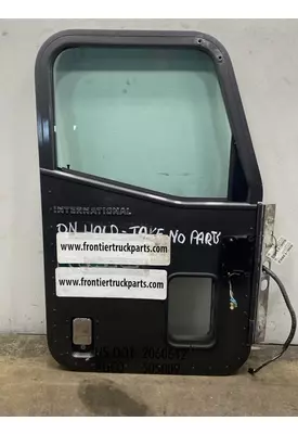 INTERNATIONAL 9100i Door Assembly, Front