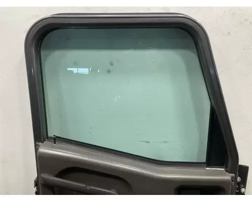INTERNATIONAL 9100i Door Assembly, Front