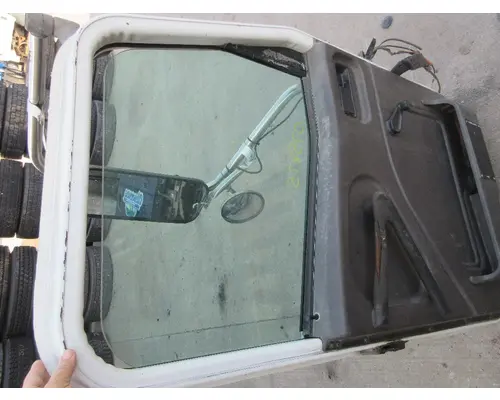 INTERNATIONAL 9100i Door Assembly, Front